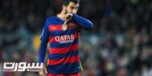 BARCELONA, SPAIN - JANUARY 06: Arda Turan of FC Barcelona looks on during the Copa del Rey Round of 16 first leg match between FC Barcelona and RCD Espanyol at Camp Nou on January 6, 2016 in Barcelona, Spain. (Photo by David Ramos/Getty Images)