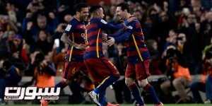 Barcelona's Argentinian forward Lionel Messi (R) is congratulated for his goal by teammates Barcelona's Brazilian defender Dani Alves (L) and Barcelona's Brazilian forward Neymar during the Spanish league football match FC Barcelona vs RC Celta de Vigo at the Camp Nou stadium in Barcelona on February 14, 2016. / AFP / JOSEP LAGO (Photo credit should read JOSEP LAGO/AFP/Getty Images)