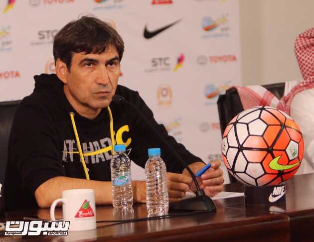 صور من مواجهة الهلال والاتحاد-تصوير