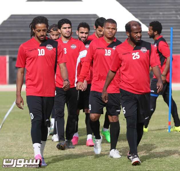 الرياض يواصل تدريباته استعداداً للفيحاء