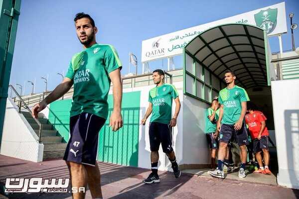 بالصور الأهلي يعاود تدريباته قبل