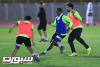 الخليج ينهي تحضيراته للقادسية بالكرات