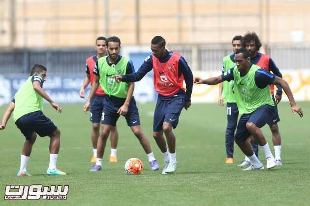 مران تكتيكي للاعبي الهلال قبل