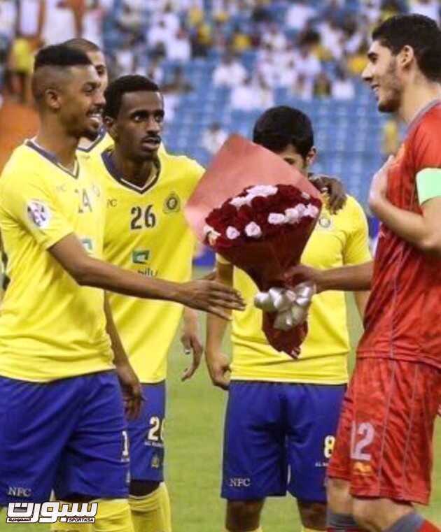 بوضياف يعتذر لغالب بباقة ورد