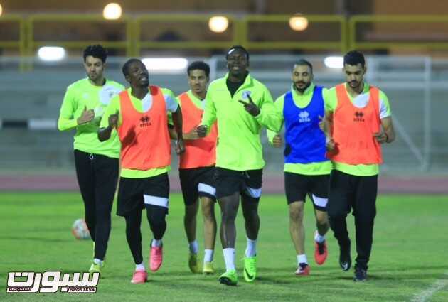 الخليج يستأنف تدريباته غداً الاثنين