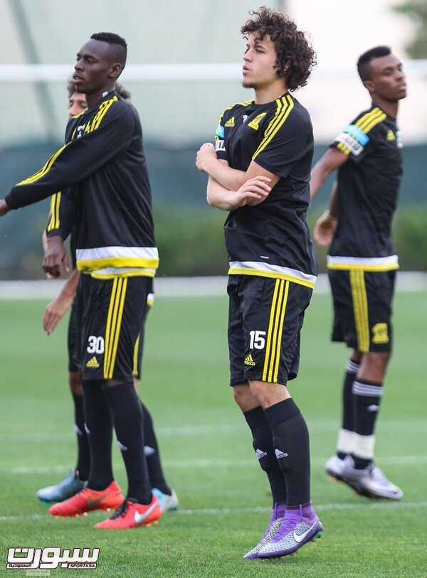 بالصور الاتحاد يتدرب على فترتين
