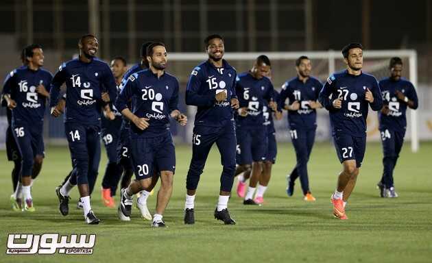 الهلال يؤدي مرانه الأخير قبل