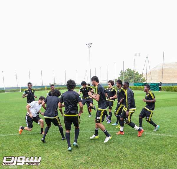 خماسي المنتخب ينضم لتدريبات الاتحاد
