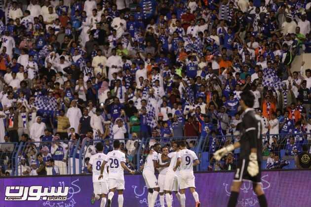 صور من لقاء الخليج الهلال