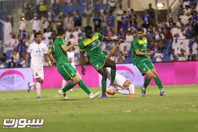 صور من لقاء الخليج الهلال