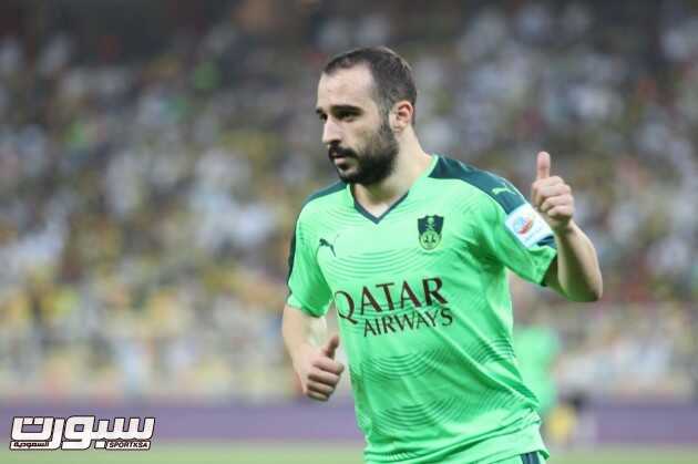 صور من لقاء الأهلي الإتحاد