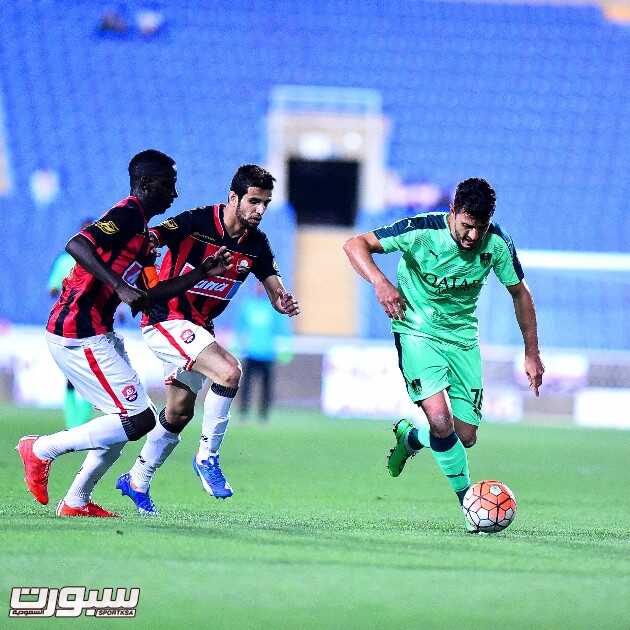 صور من لقاء الرائد الأهلي