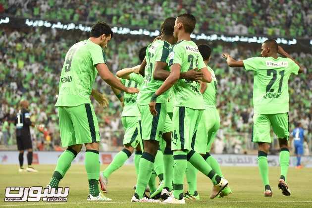 صور من لقاء الأهلي الهلال