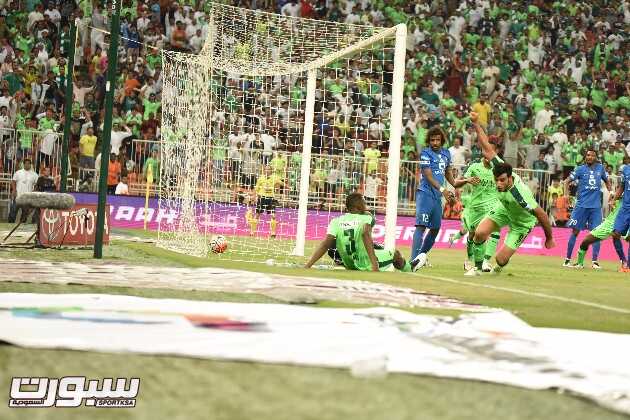 صور من لقاء الأهلي الهلال