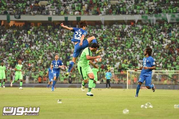 صور من لقاء الأهلي الهلال
