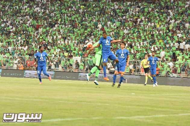 صور من لقاء الأهلي الهلال