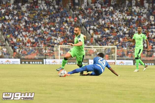 صور من لقاء الأهلي الهلال