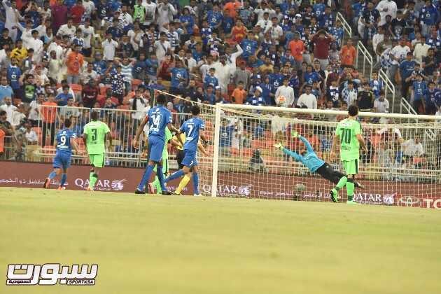 صور من لقاء الأهلي الهلال