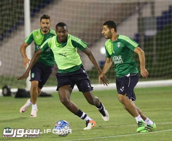 الاهلي يواصل تدريباته في الدوحة