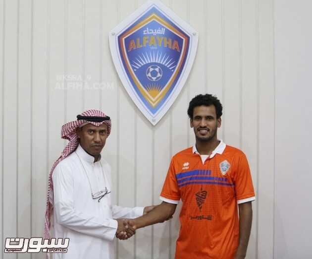 الفيحاء يتعاقد مع شهري الطائي