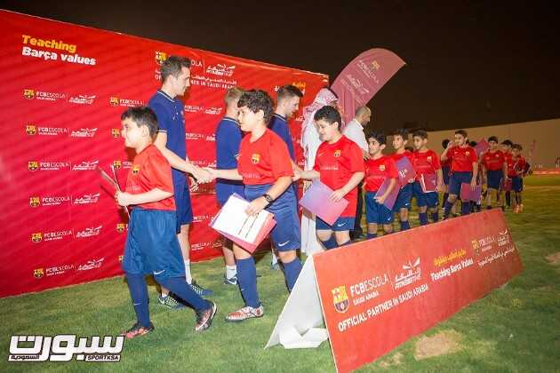 وقت اللياقة تحتفل بتخرج الدفعة