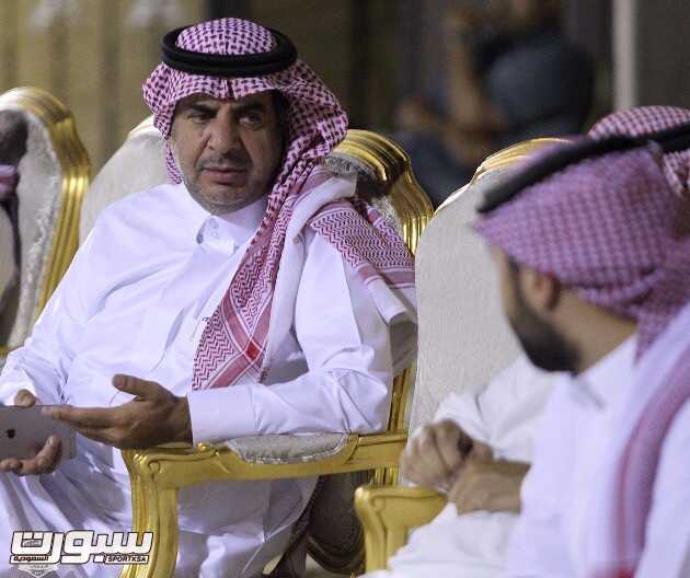 بالصور: الشباب يواصل استعداداته للموسم