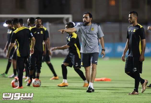 خليفة يقود مران الاتحاد على