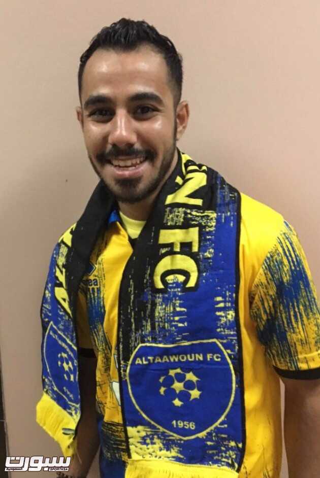 التعاون يضم اللاعب ساري عمرو