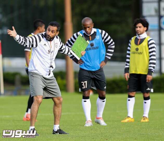 بالصور الشباب يواصل تحضيراته في