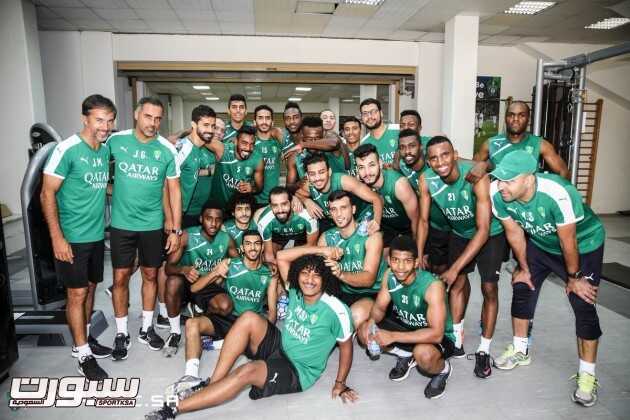 غوميز يعلن قائمة الأهلي المغادرة
