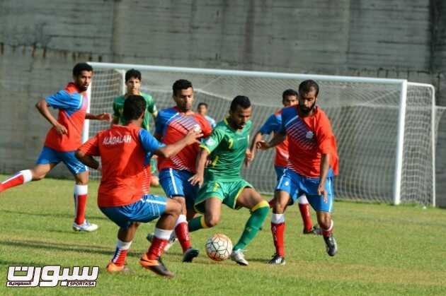 النجوم والعدالة يتعادلان سلبيا في