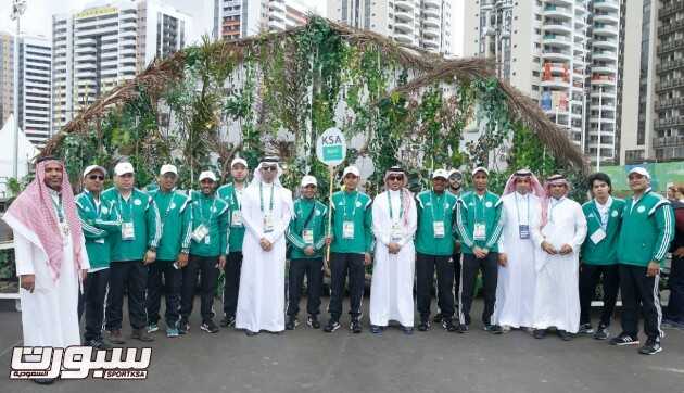 رفع علم المملكة العربية السعودية