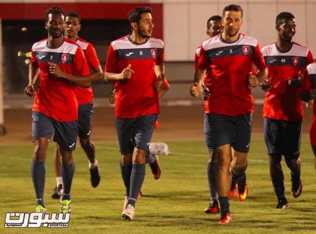 بالصور الوحدة يواصل إعداده ومضوي
