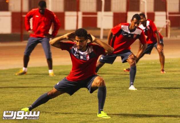 بالصور الوحدة يواصل إعداده ومضوي
