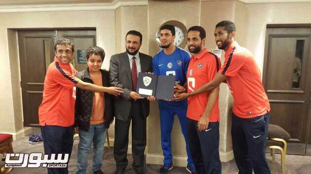 طارق الحبيب يحاضر للاعبي الهلال