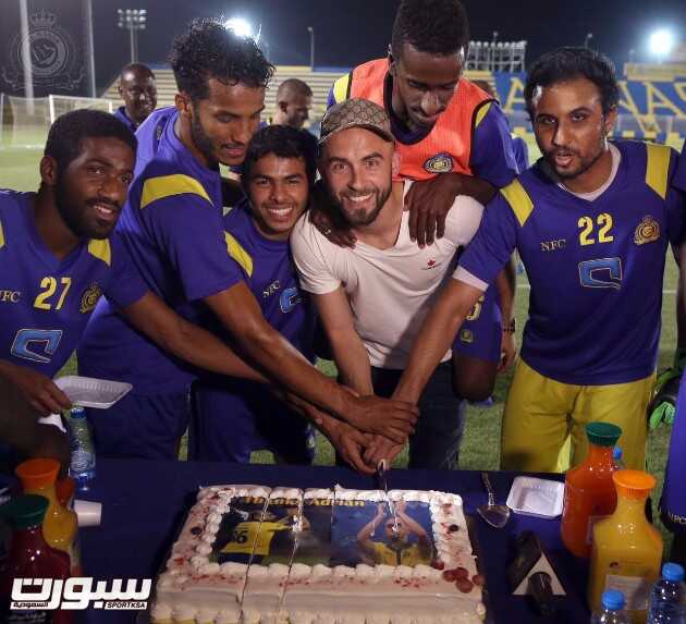 صور من وداعية النصر للبولندي