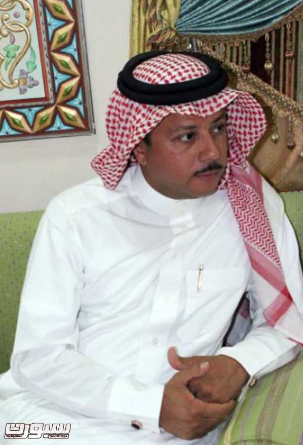 العريفي يقدم ملف ترشيحه لرئاسة