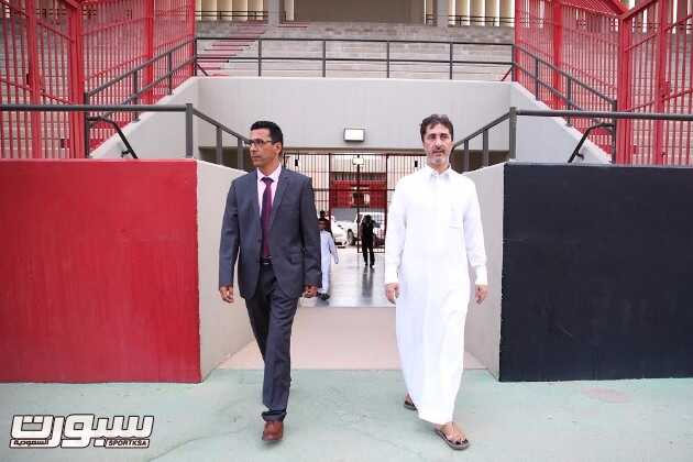 مدير عام شركة ليون برو