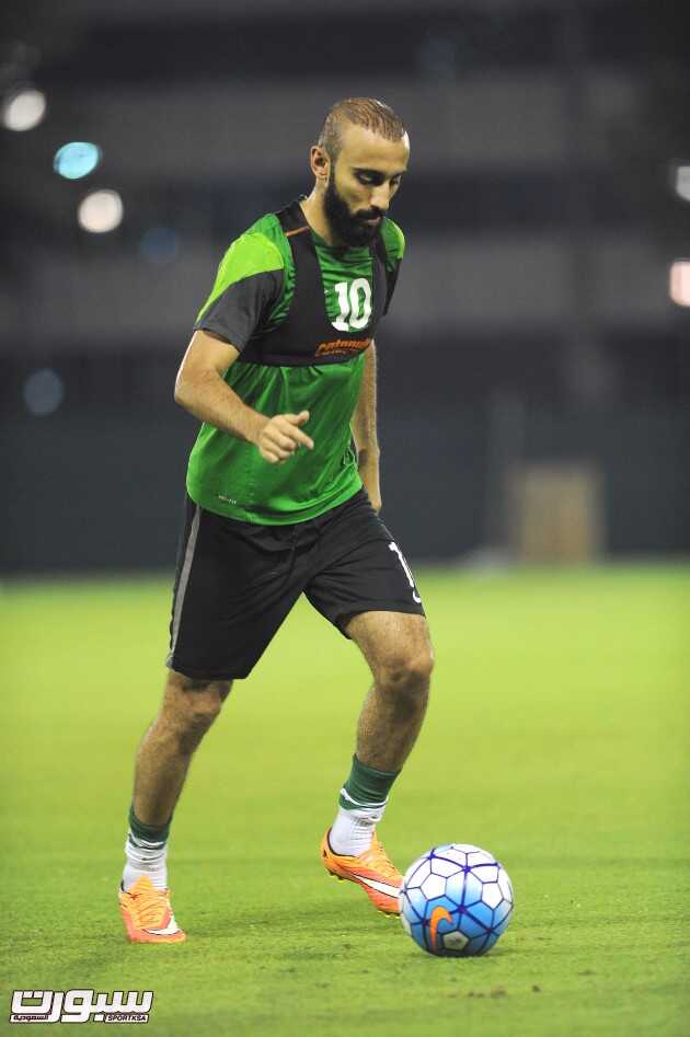 بالصور..الاخضر يصل الدوحة والشهري يواصل
