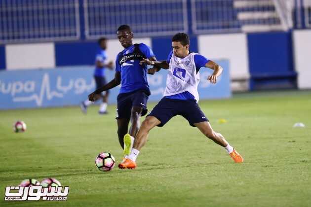 الهلال يؤدي تدريباته بمشاركة الشلهوب