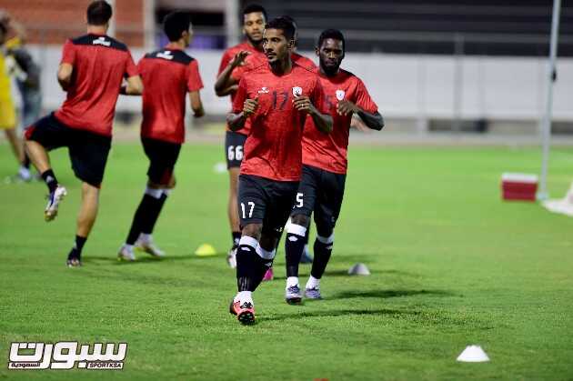 الفريق الأول بنادي الشباب يواصل