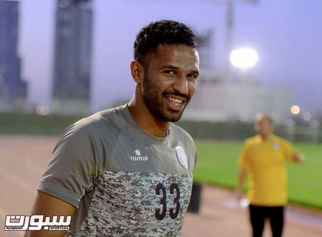 العويس يعود للشباب ويدعم كتيبة