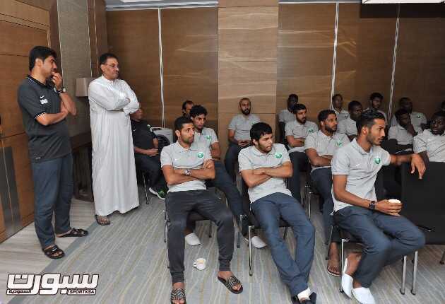 صور من تدريبات صقور الصحراء