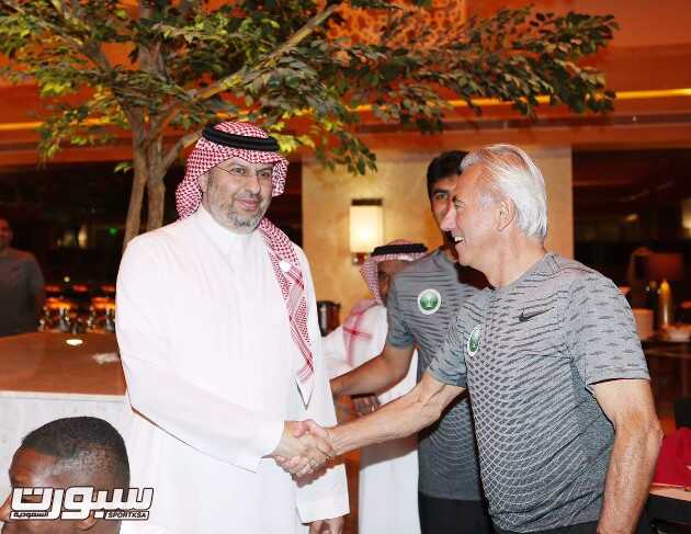 الامير عبدالله بن مساعد يزور