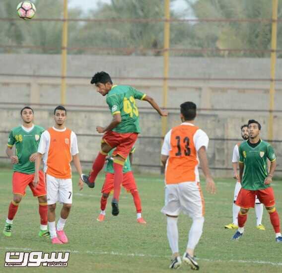 النجوم يسقط الثقبة بثلاثية نظيفة