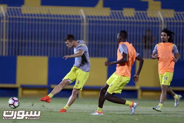 النصر يعاود تدريباته ويلاعب الفيصلي