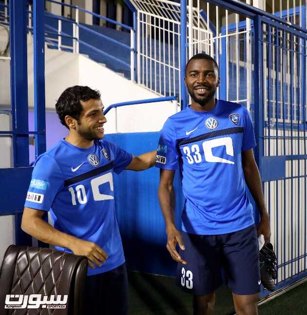 الهلال يعاود تدريباته والفرج والخيبري