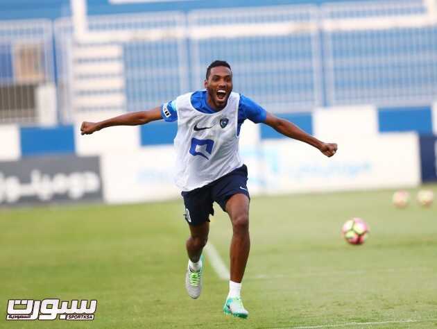 بالصور مران فني للاعبي الهلال