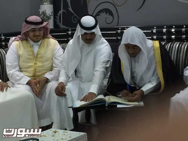 أسرة ?العيد? تحتفل بعقد قران