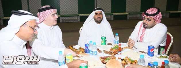 الأهلي يوقع مع لاعبين أولمبيين،